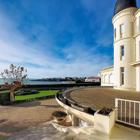 Apartment Le Golf By Interhome