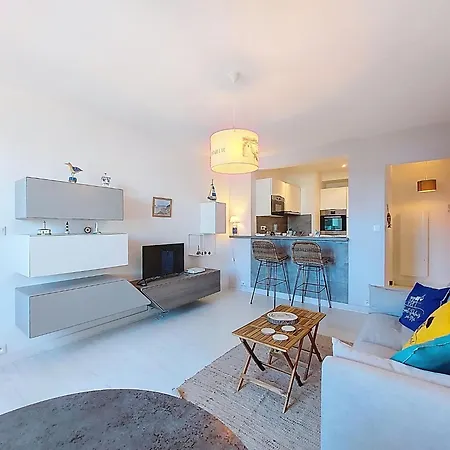 Apartment Le Golf By Interhome Pontaillac